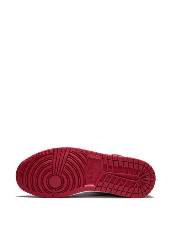 NIKE JORDAN 1 RETRO OG CHICAGO