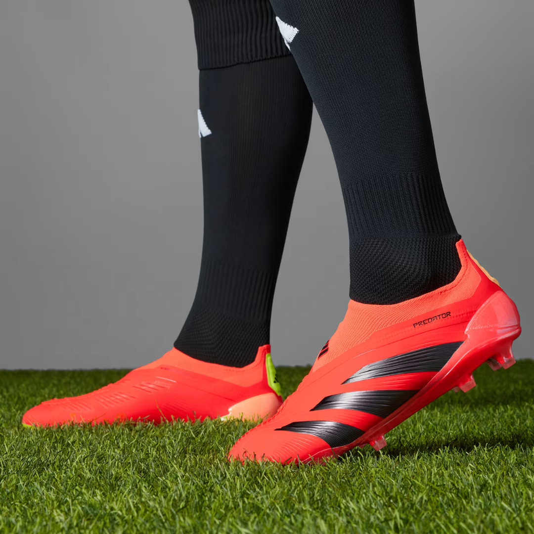 PREDATOR ELITE LACELESS BOOTS FIRM GROUND - Solar Red / Core Black / Team Solar Yellow 2