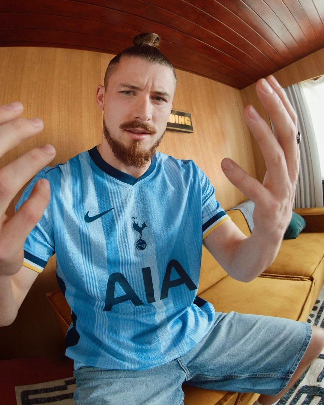 Tottenham Hotspur 24/25 Away Jersey (Player Version)