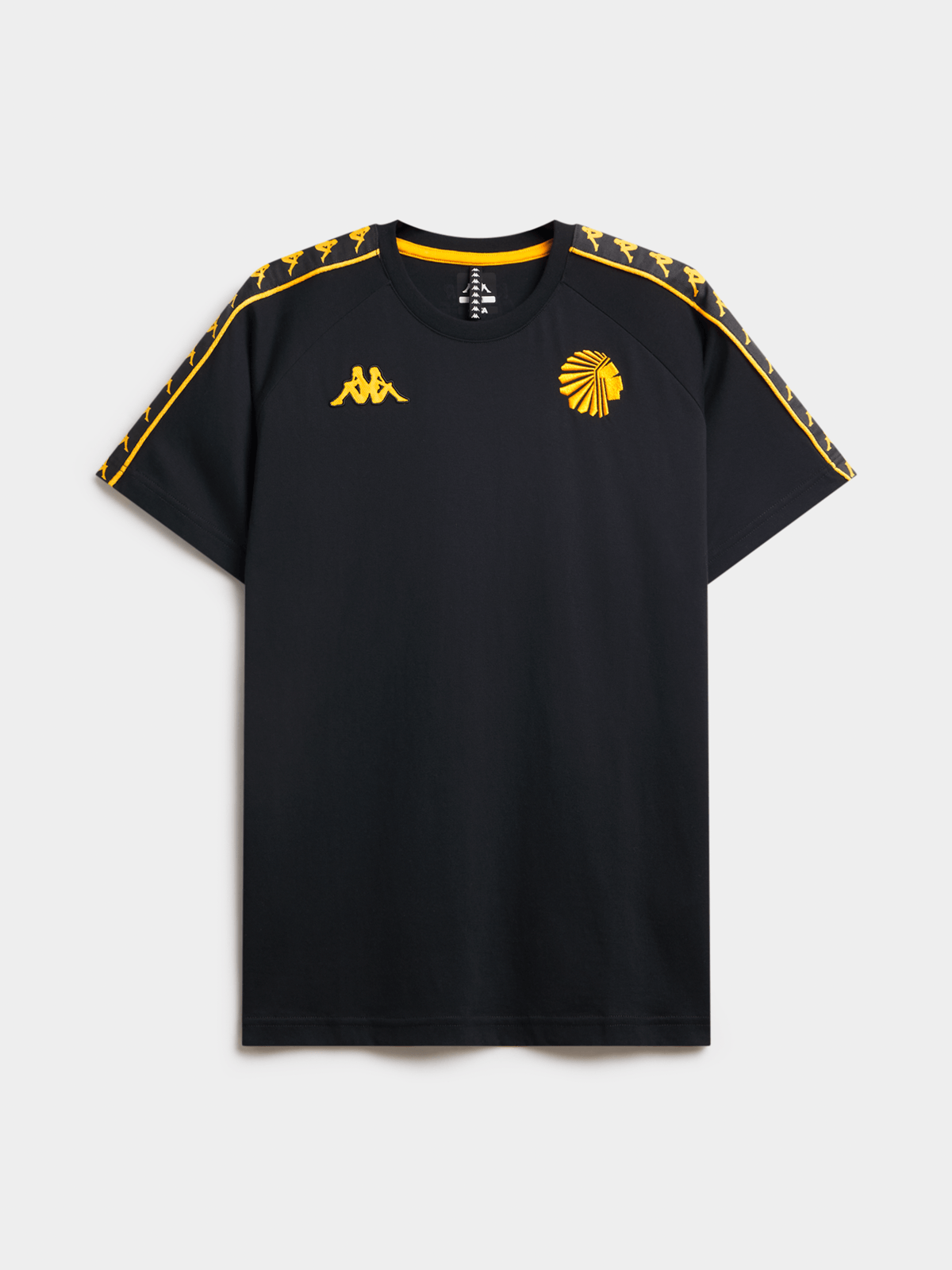 Kappa Men's Kaizer Chiefs 222 Banda Coena Slim-Fit Black Cotton Tee