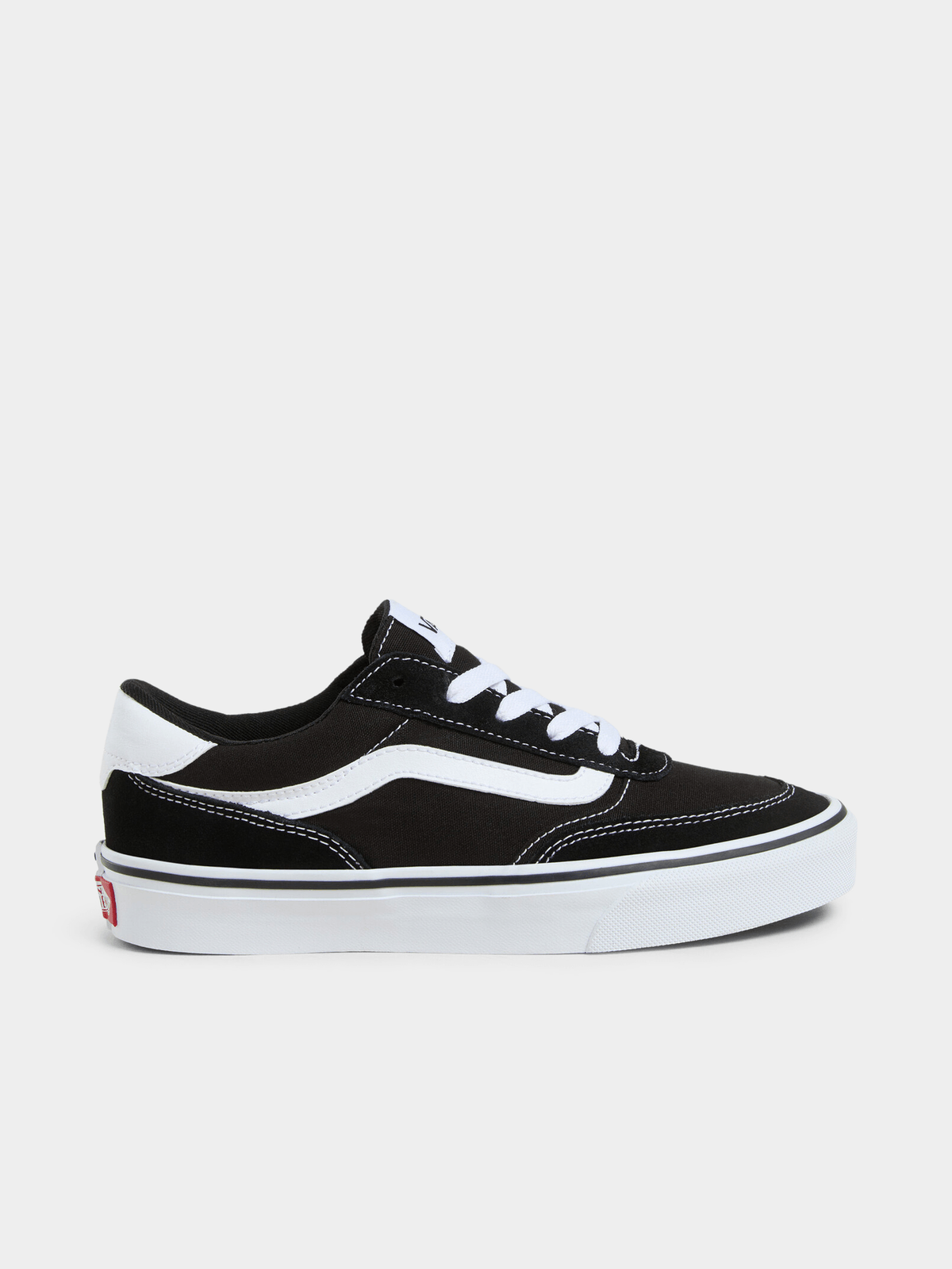 Stylish Women's Vans Brooklyn Suede Black/White Platform Casual Sneakers
