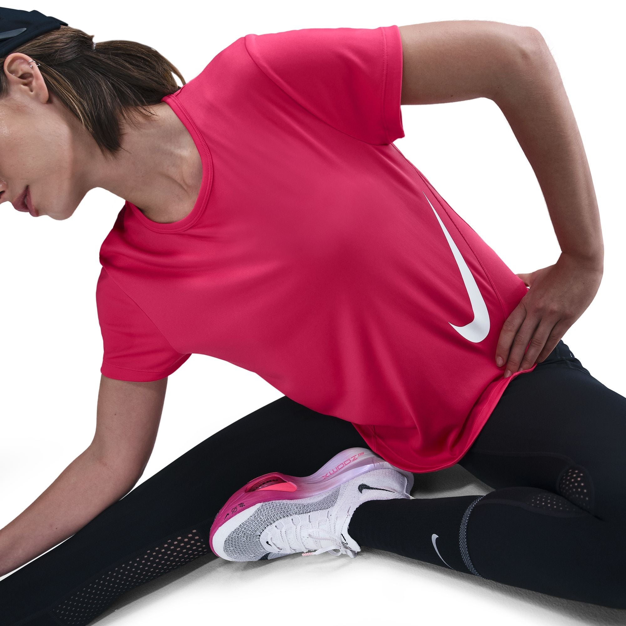 Nike Tempo Swoosh Run Rush Pink