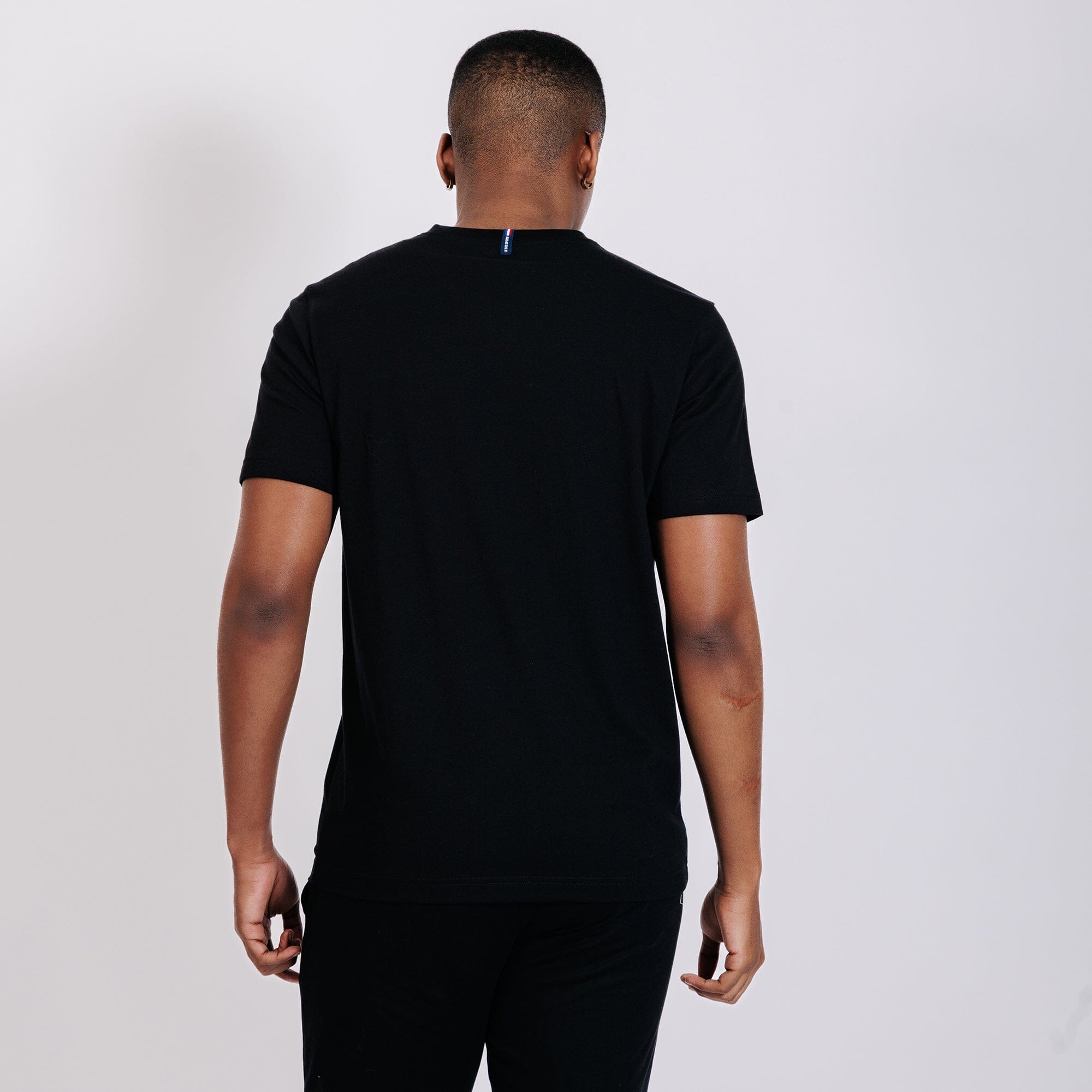 Essential V-Neck T-Shirt - Le Coq Sportif