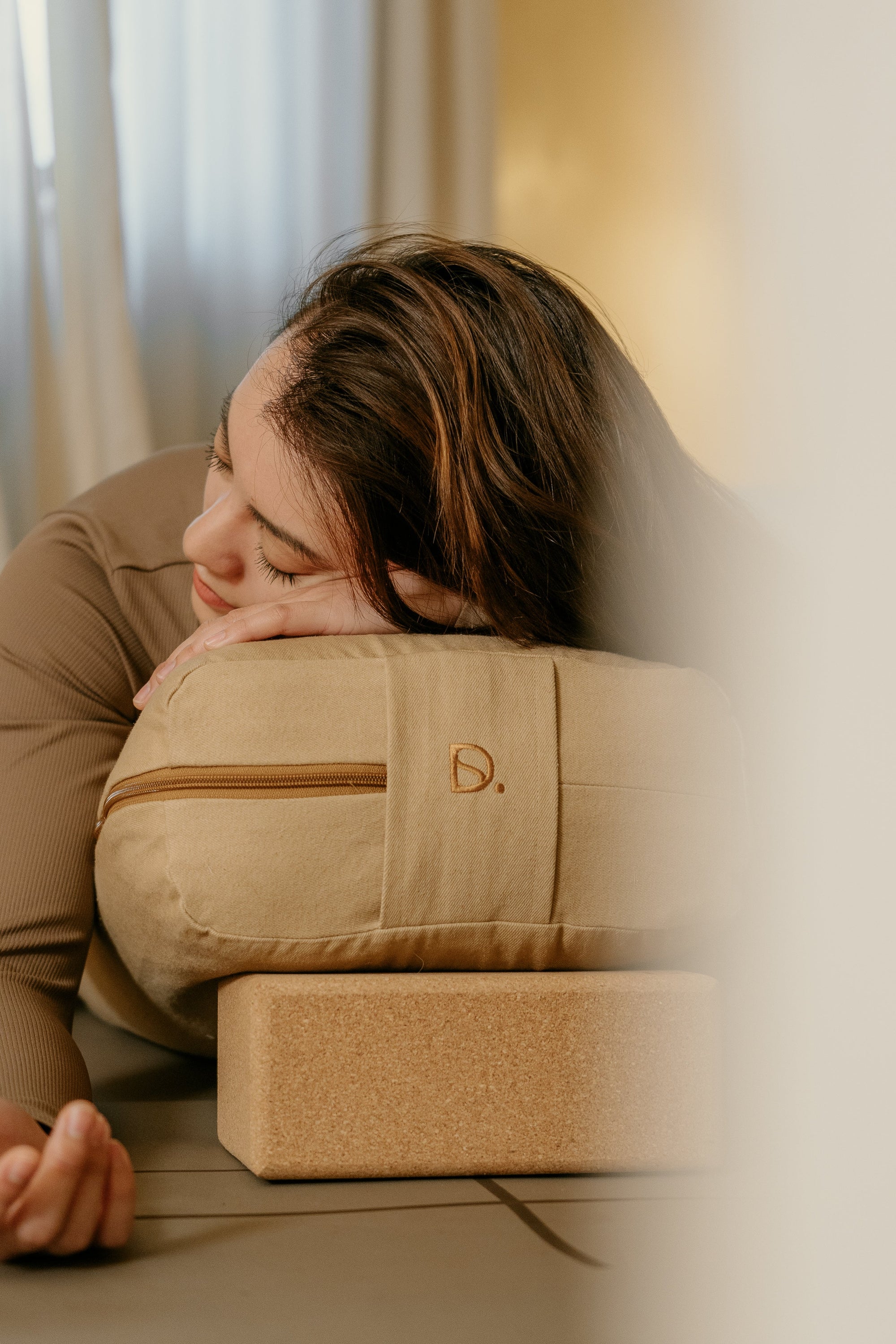 Yoga bolster  |  Rectangle ~ Chocolate