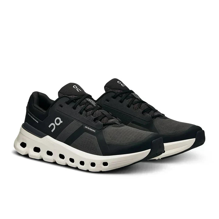 On Cloudrunner 2 Eclipse | Black