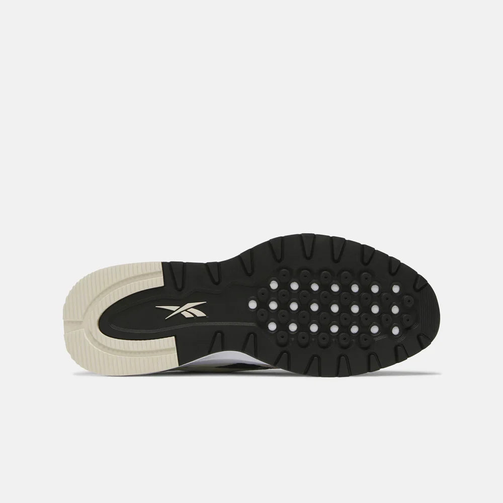 Classic Leather 2400 Running Shoes (2)