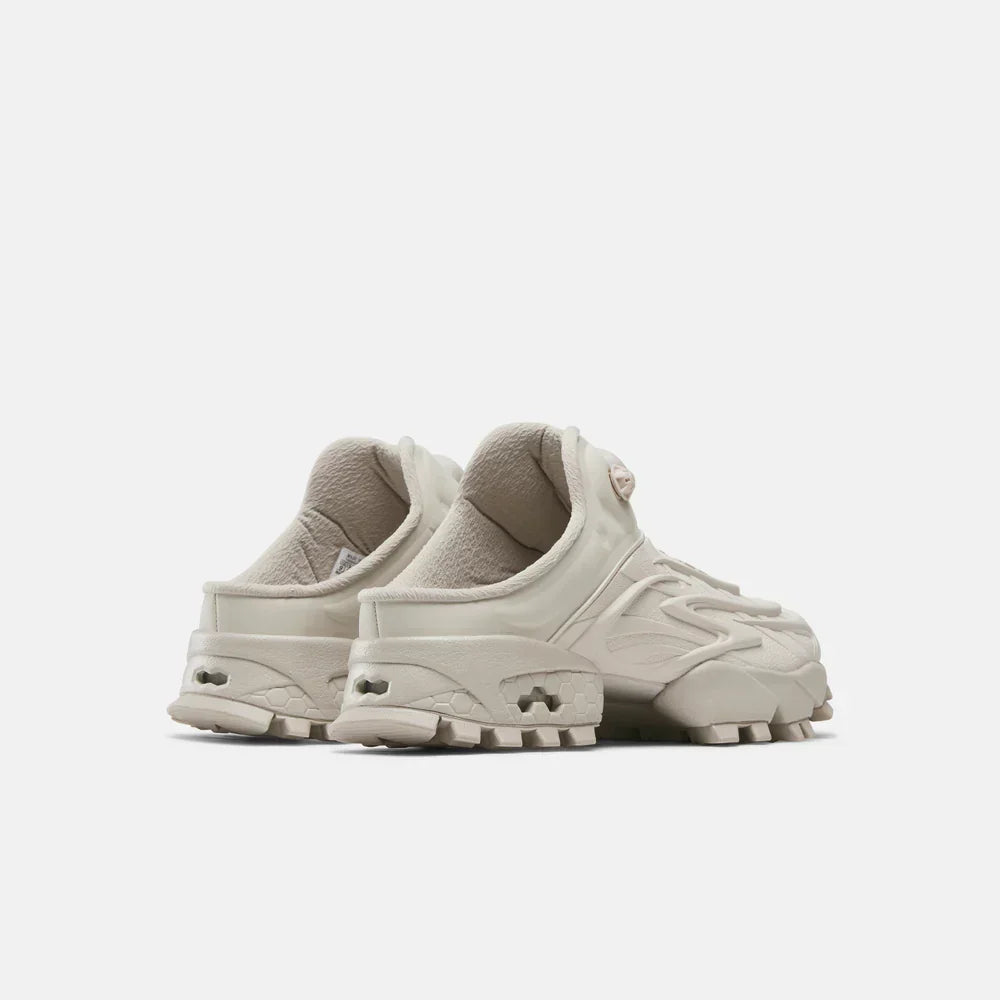 InstaPump Fury Mule Shoes (2)