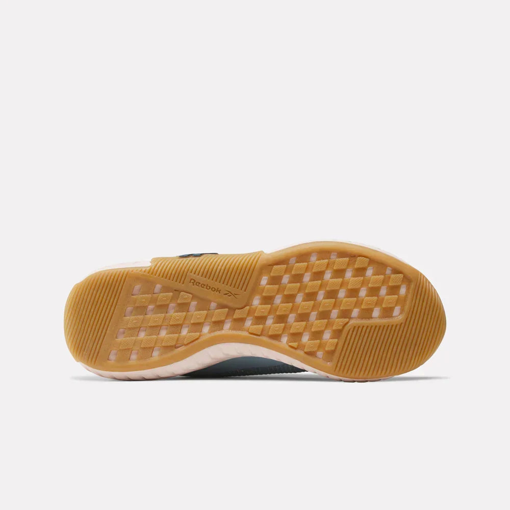 Women's Flip Charge Training Shoes (3)