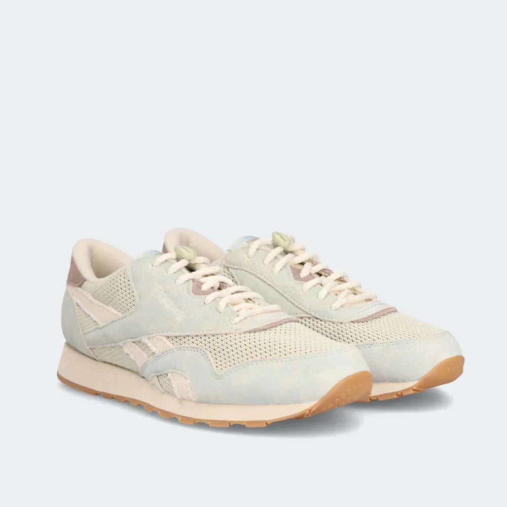 Classic Nylon Shoes (1)