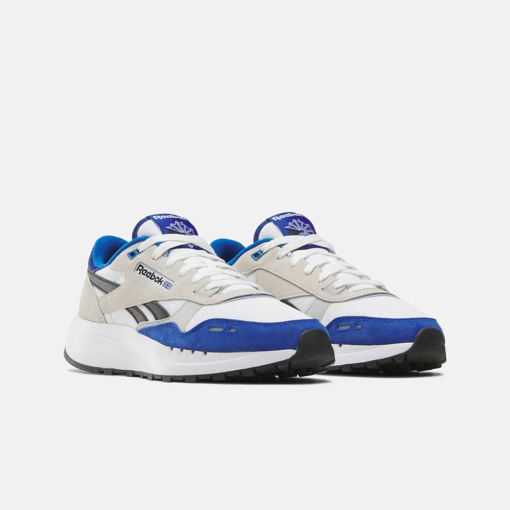 Classic Leather 2400 Shoes