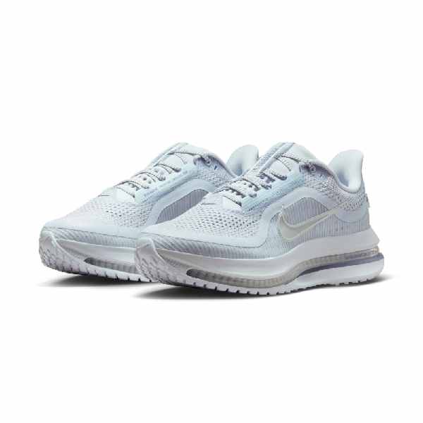 Nike Pegasus Premium Football Grey
