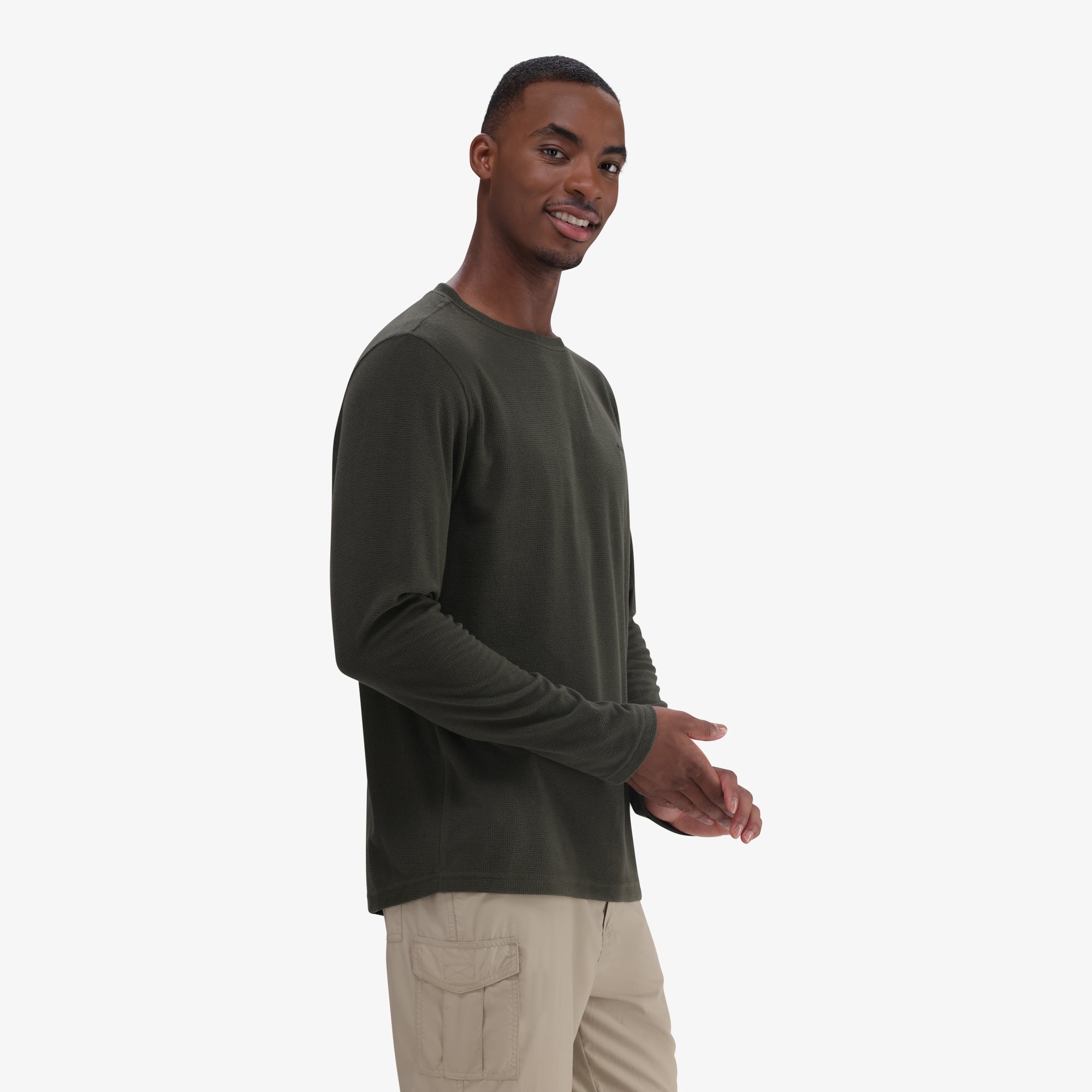 Hi-Tec Men's THERMO-TEC Round Neck Fleece: Cozy, Durable, Versatile Mid-Layer Top
