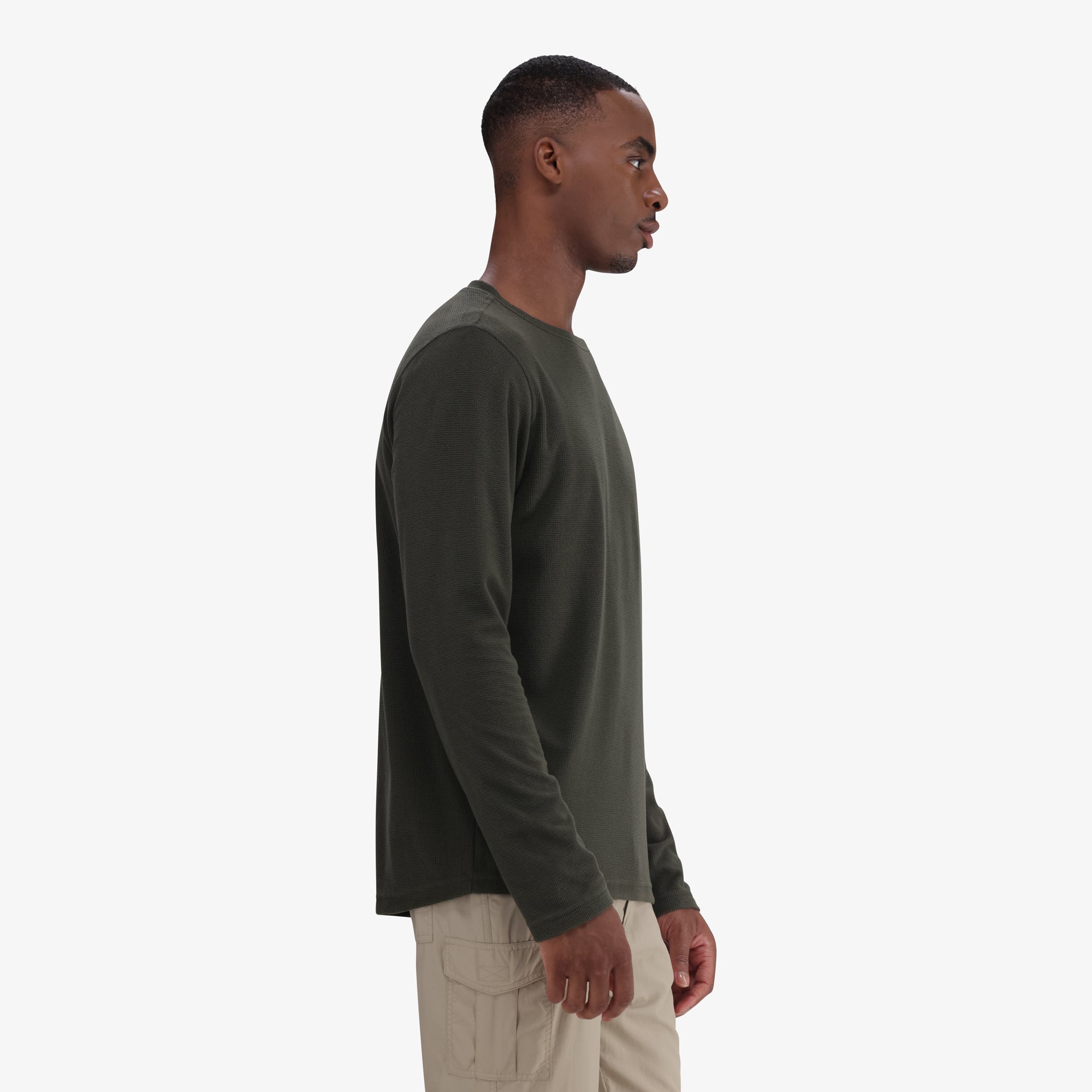 Hi-Tec Men's THERMO-TEC Round Neck Fleece: Cozy, Durable, Versatile Mid-Layer Top