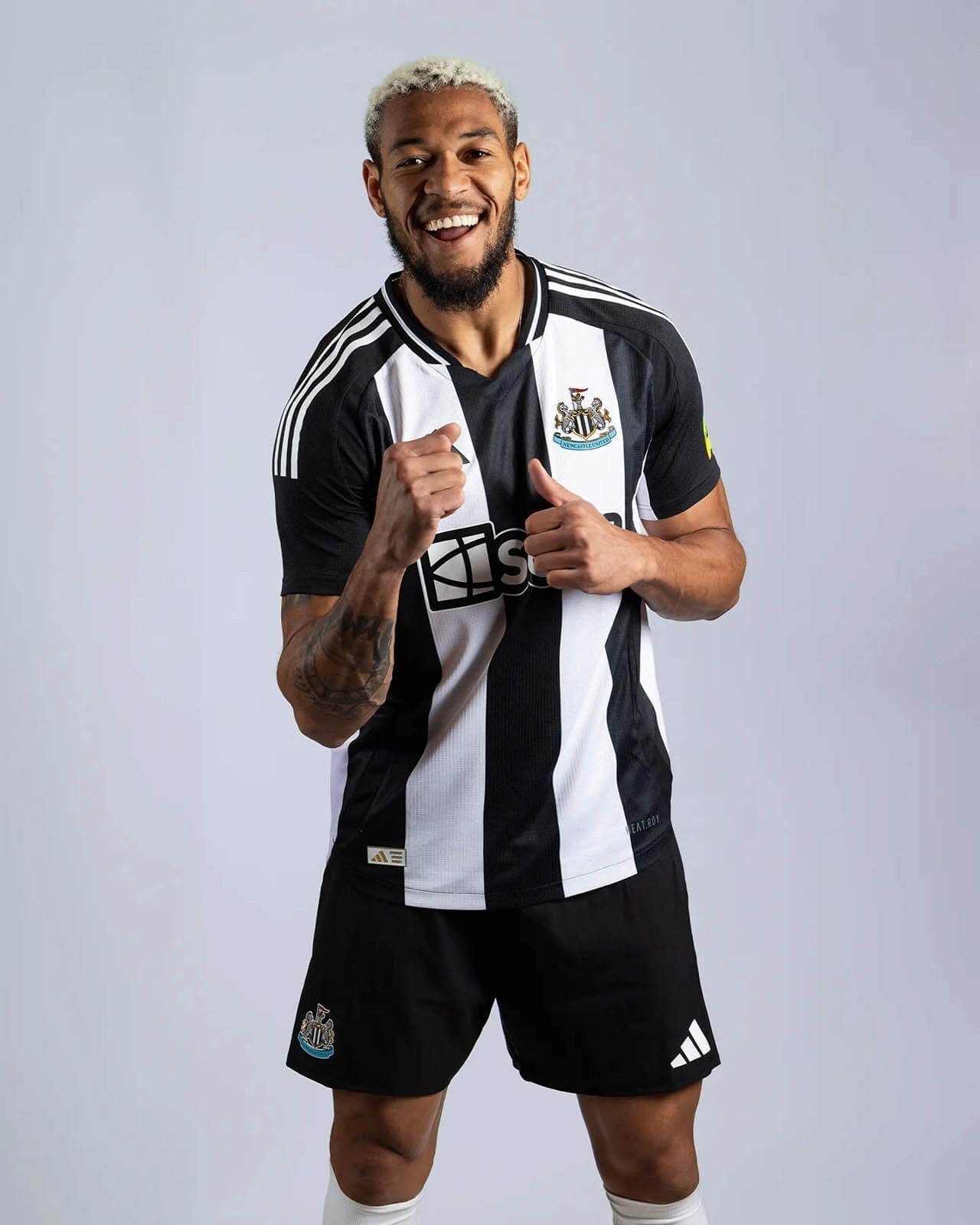 Newcastle United FC 24/25 home Jersey (Player Version)